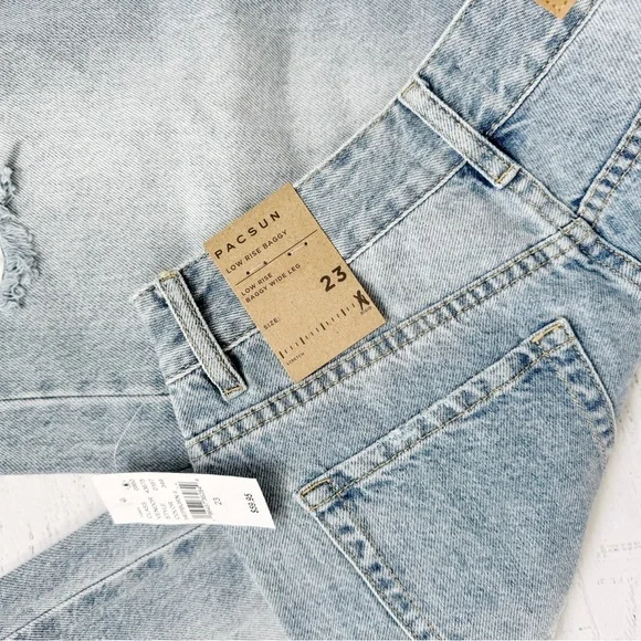NWT Pacsun Low Rise Baggy Wide Leg Denim Jeans Size 23 - Picture 3 of 4